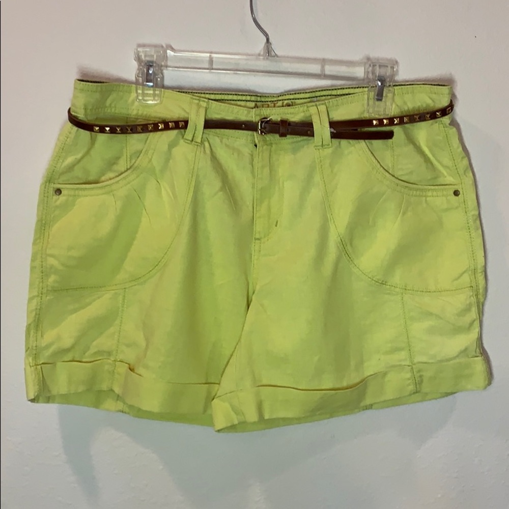 Super cute shorts￼